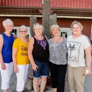 Meet your Posher, Phyllis